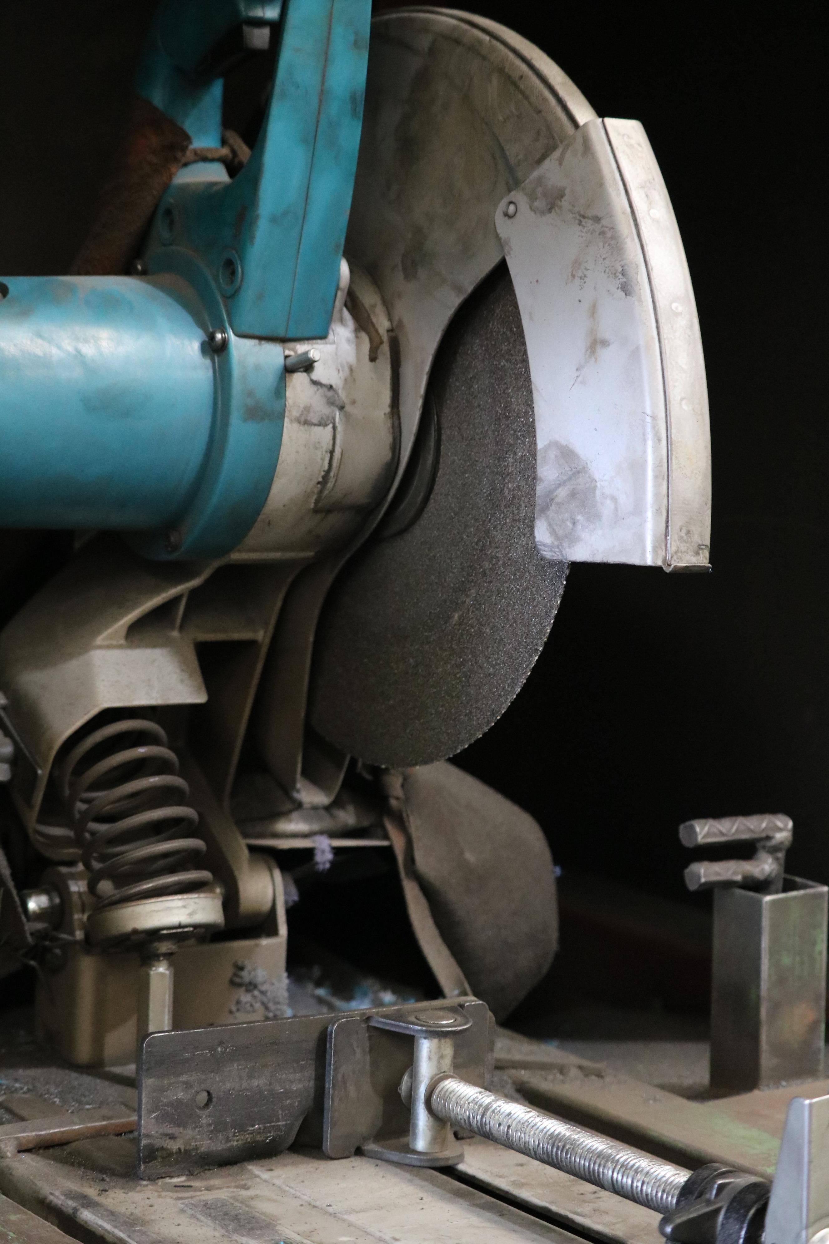Profile cutting